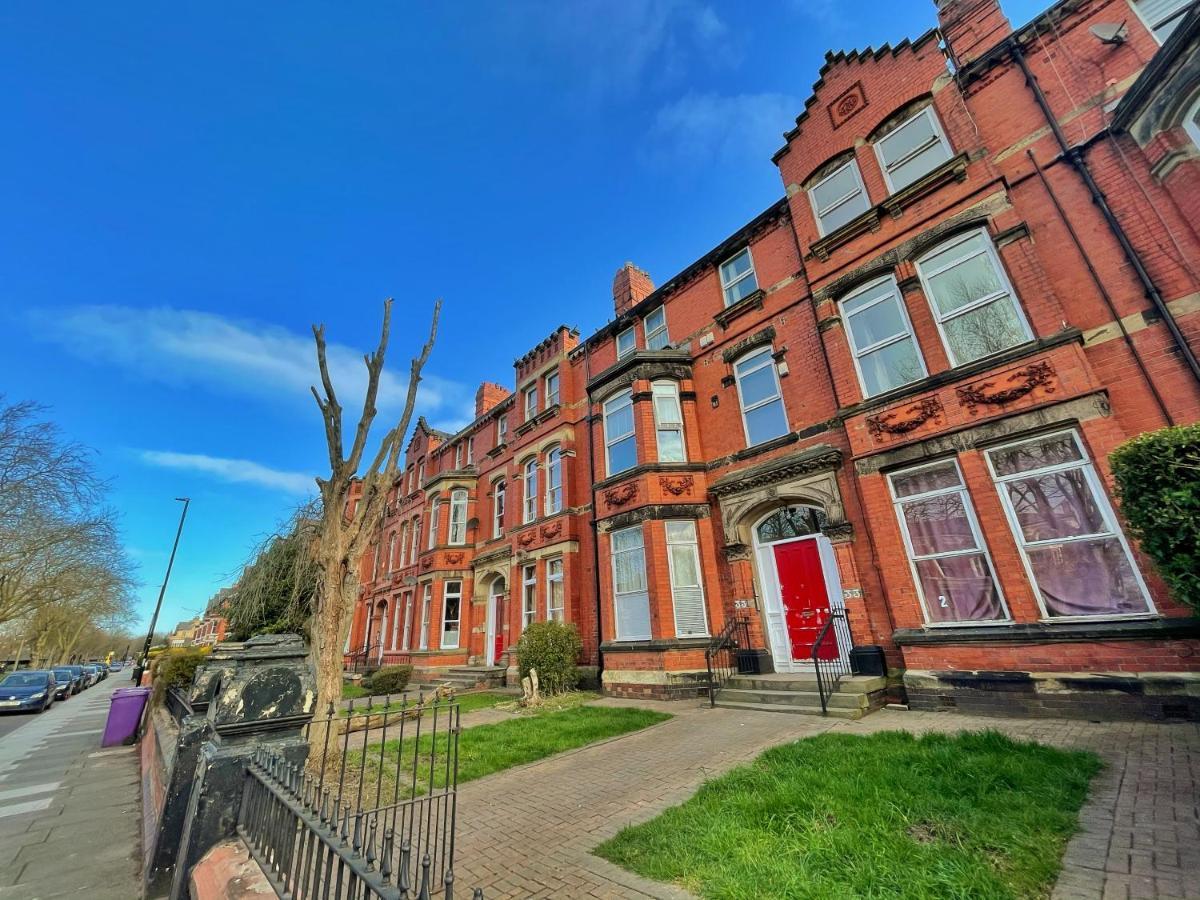 Adeamstays Provides Beautiful Centrally Located 1 And 2 Bed Apartments On Liverpools Boulevard Exterior photo