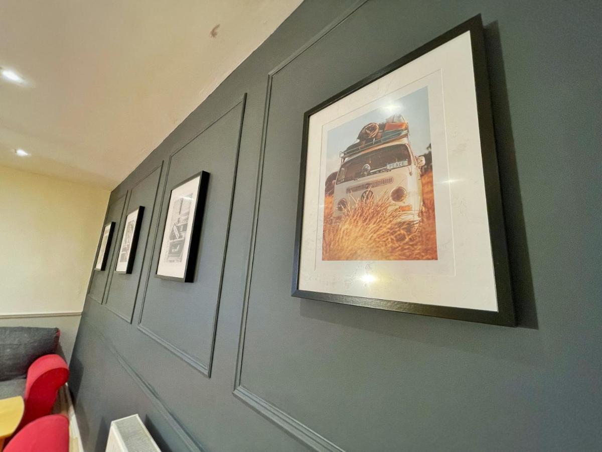 Adeamstays Provides Beautiful Centrally Located 1 And 2 Bed Apartments On Liverpools Boulevard Exterior photo