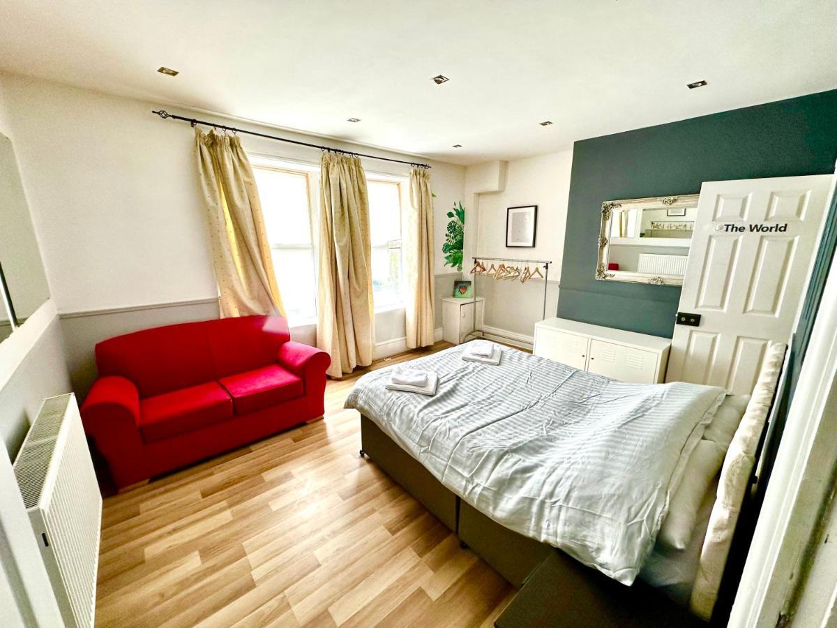 Adeamstays Provides Beautiful Centrally Located 1 And 2 Bed Apartments On Liverpools Boulevard Exterior photo
